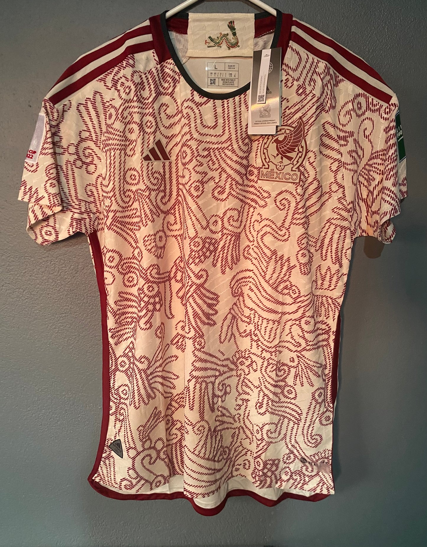 Mexico visitante 2022 - Jugador -