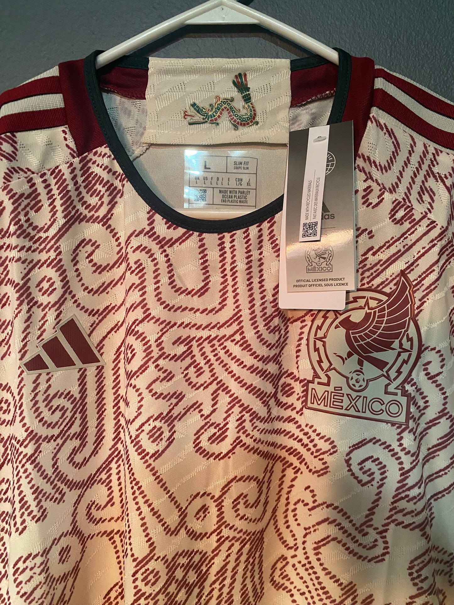 Mexico visitante 2022 - Jugador -